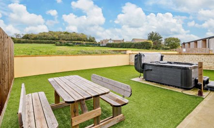 3 Bed in Little Rissington 1