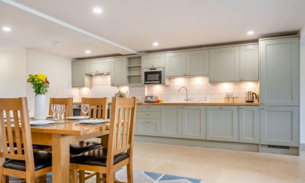 4 Bed in Little Rissington 5