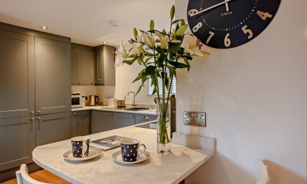 2 Bed in Badgworth 5