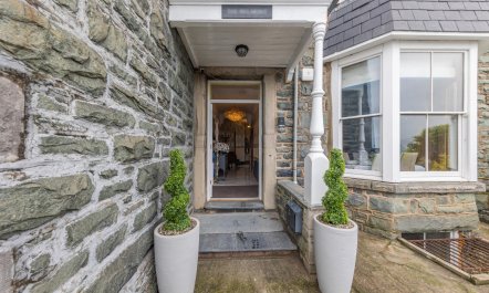 9 Bed in Barmouth 2