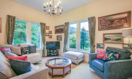 4 Bed in Betws-y-Coed 9