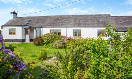 3 Bed in Bryncroes 9