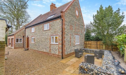 2 Bed in Swafield 2