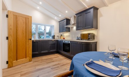 2 Bed in Swafield 4