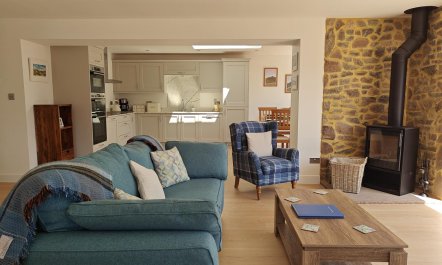 2 Bed in Llanellen 3