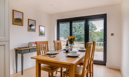 2 Bed in Llanellen 4
