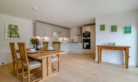 2 Bed in Llanellen 4