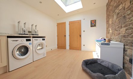 2 Bed in Llanellen 8