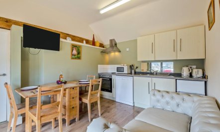 2 Bed in Hastingleigh