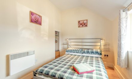 2 Bed in Hastingleigh 2