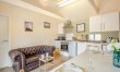 2 Bed in Hastingleigh 0