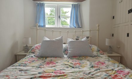 2 Bed in Kingston 9