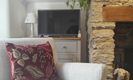 2 Bed in Kingston 6
