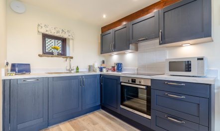 1 Bed in Earl Sterndale 8