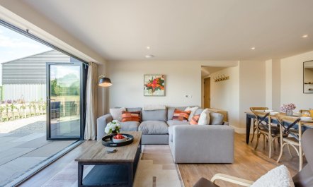 2 Bed in Bardwell 1