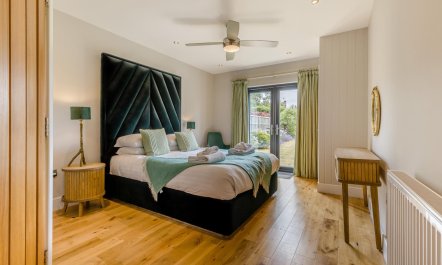 4 Bed in Old Hunstanton 5