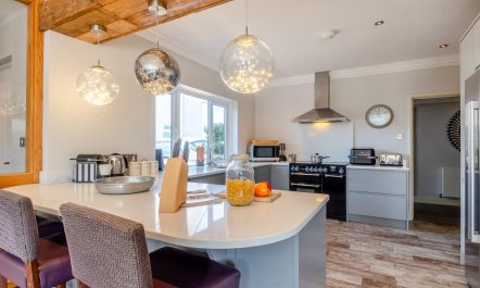 4 Bed in Hunstanton 2