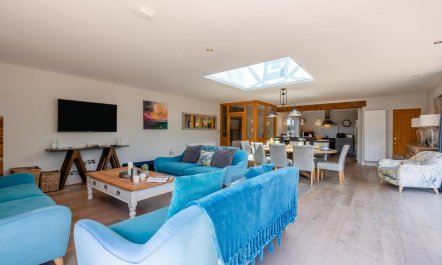 4 Bed in Hunstanton 1