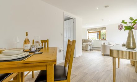 1 Bed in Madley 8