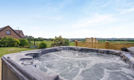 4 Bed in Longforgan 2