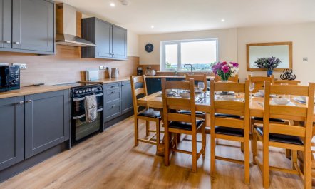 4 Bed in Longforgan 3