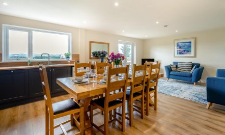 4 Bed in Longforgan 7