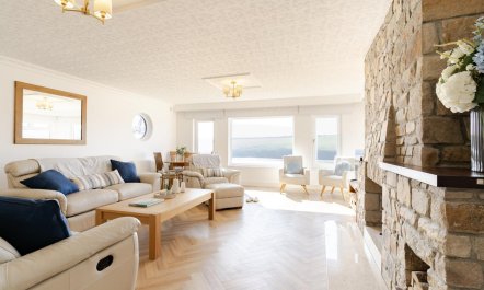 4 Bed in Fistral 7