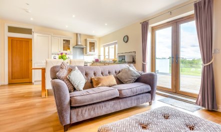 2 Bed in Dalwood 3