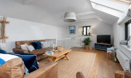 3 Bed in Mawgan Porth 3