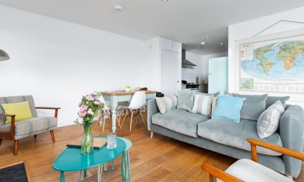 2 Bed in Mawgan Porth 9