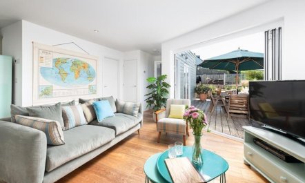 2 Bed in Mawgan Porth 8