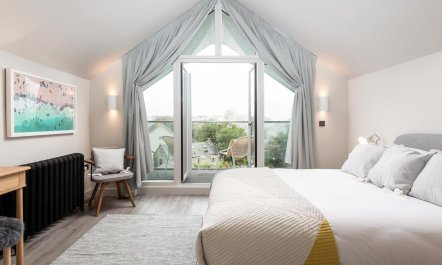 4 Bed in Porth 3