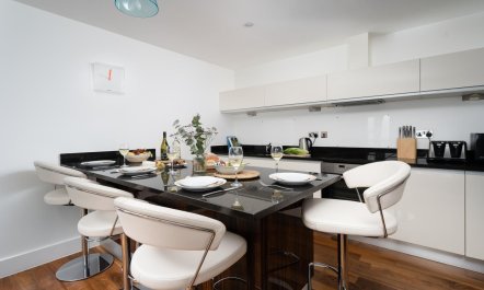 2 Bed in Watergate Bay 5