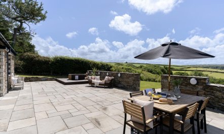 3 Bed in Widemouth Bay 6