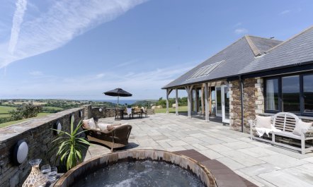 3 Bed in Widemouth Bay