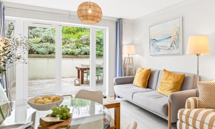 2 Bed in Watergate Bay 4