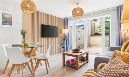 2 Bed in Watergate Bay 5