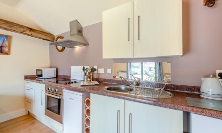 2 Bed in Hastingleigh 9