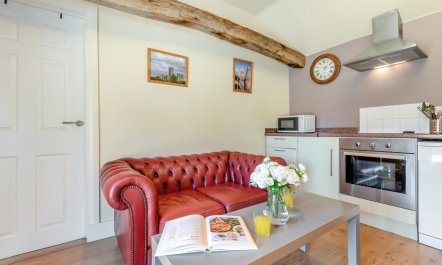 2 Bed in Hastingleigh 5