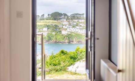 4 Bed in Polruan 5