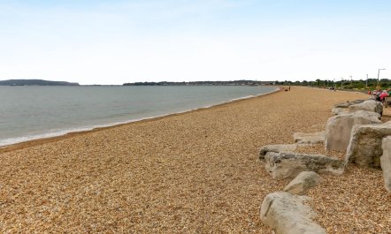 2 Bed in Weymouth 6