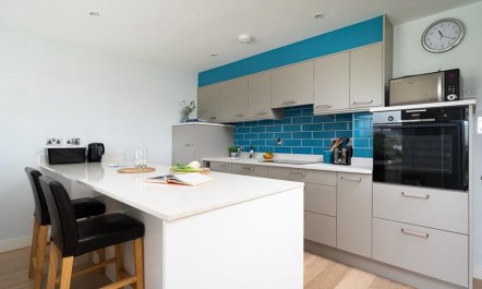 2 Bed in Porth 8