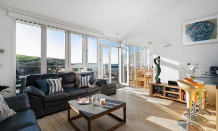 3 Bed in Watergate Bay 6