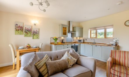 1 Bed in Dalwood 4