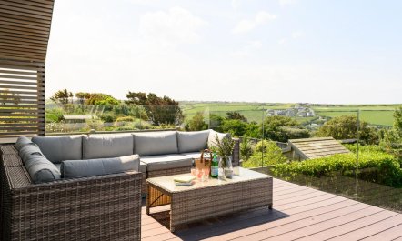 5 Bed in Mawgan Porth 9