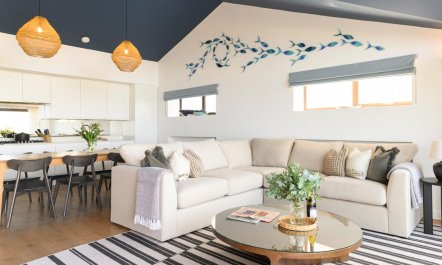 5 Bed in Mawgan Porth 1