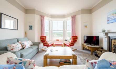 2 Bed in Perranporth 1