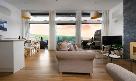 2 Bed in Watergate Bay 4