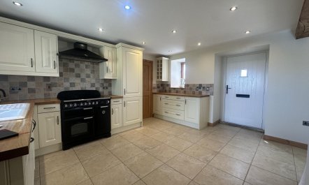 2 Bed in Sawdon 3