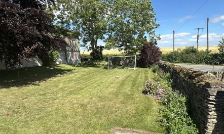2 Bed in Sawdon 1